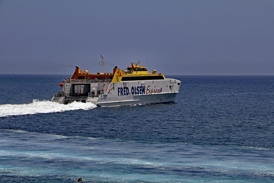 Fred Olsen Ferry Photograph by Tony Murtagh
