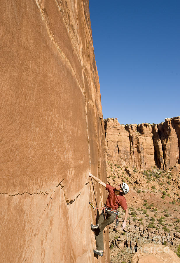 Free Climbing Photograph by Howie Garber
