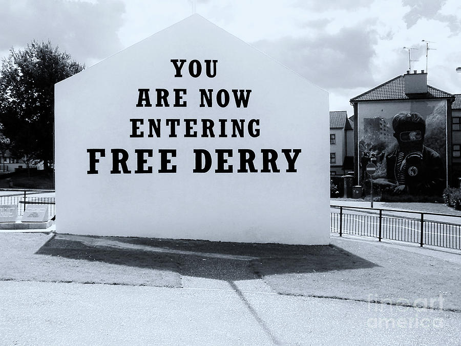 Free Derry Corner Photograph - Free Derry Corner 6 by Nina Ficur Feenan