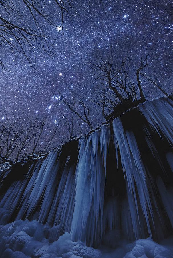 Space Photograph - Freezing Cold Night by Takanobu?nushi
