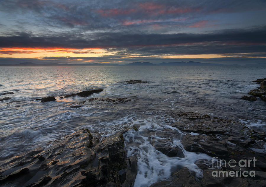 Freycinet Peninsula Photograph - Freycinet Dawn Breaking by Michael Dawson