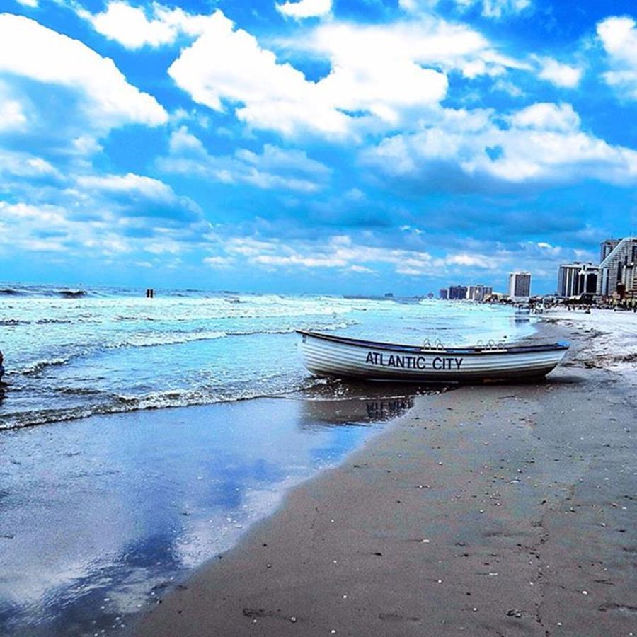 Beach Photograph - Atlantic City by Weichien Lin