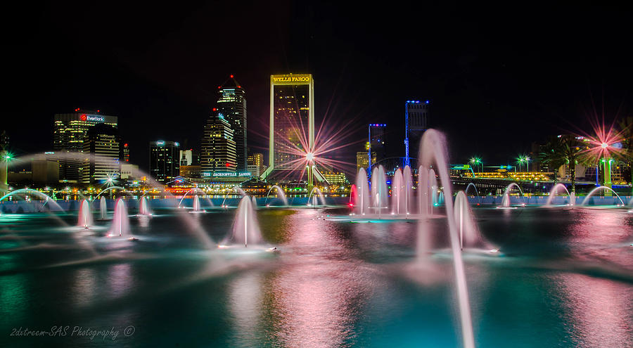 Friendship Fountain Photograph by Scott Stocklin - Pixels