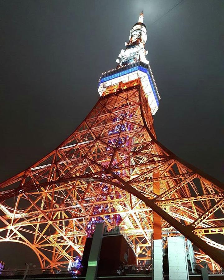 Nightscape Photograph - from The Bottom

#tokyotower by Satrya Adi Nusa