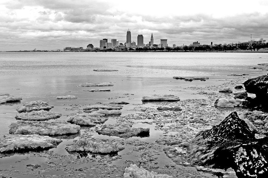 Frozen City Photograph by Arthur Kemp - Fine Art America