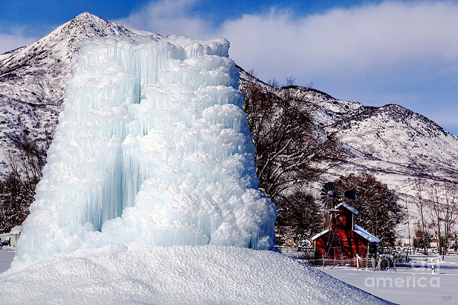Frozen Photograph by David Millenheft
