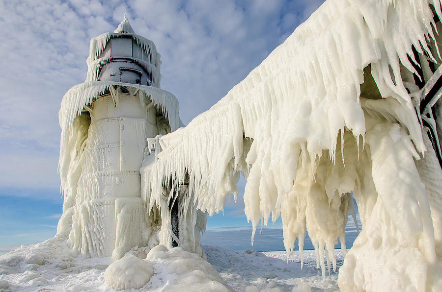 Frozen Lighthouse St. Joseph Michigan Photograph by Michelle Thompson