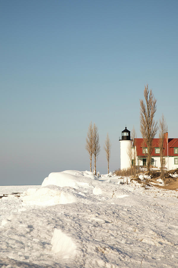 Frozen Point Betsie Lighthouse, Lake Michigan Photograph by Karen Foley