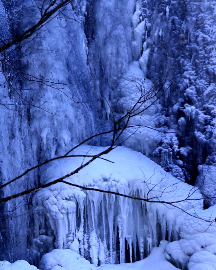 Frozen Waterfall Photograph By Arvin Miner Pixels