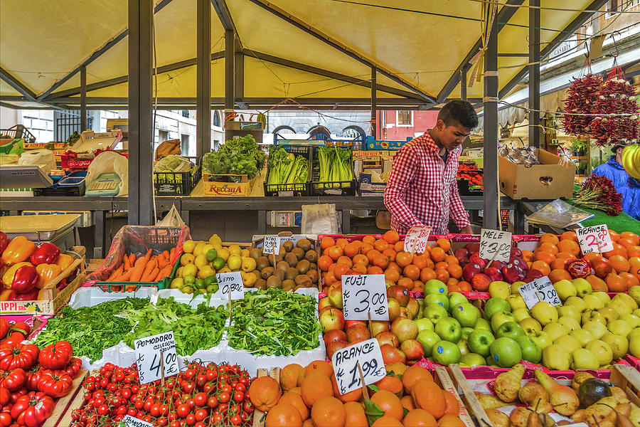 Fruit market Photograph by Roberto Pagani