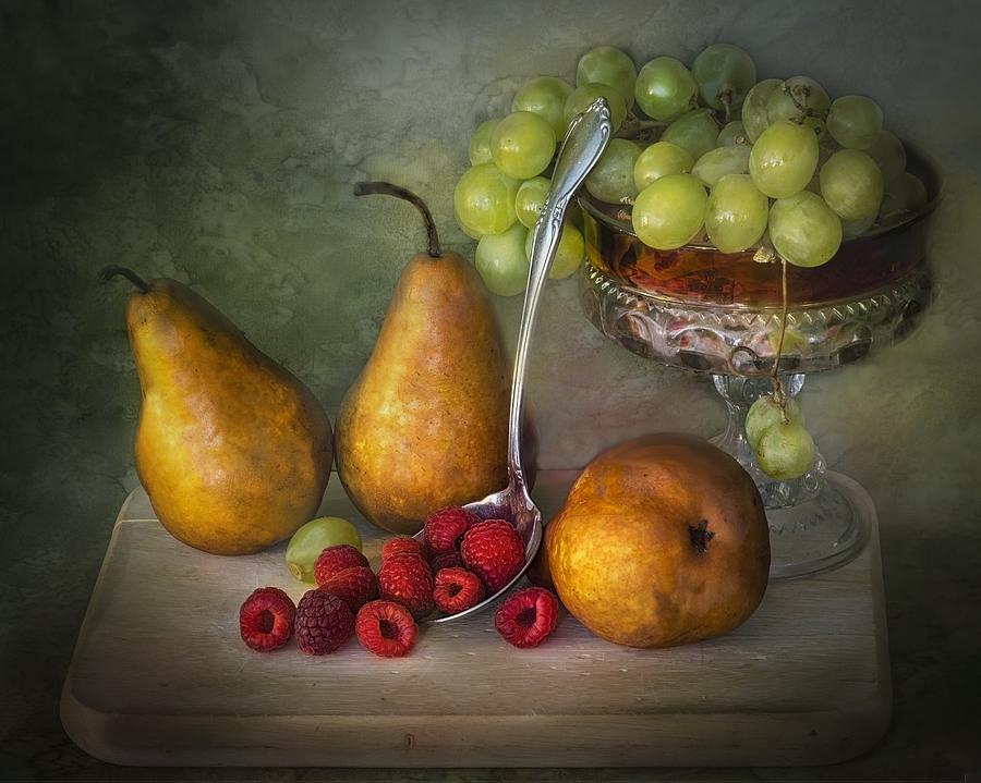 Fruity Menagerie II Photograph by Harriet Feagin