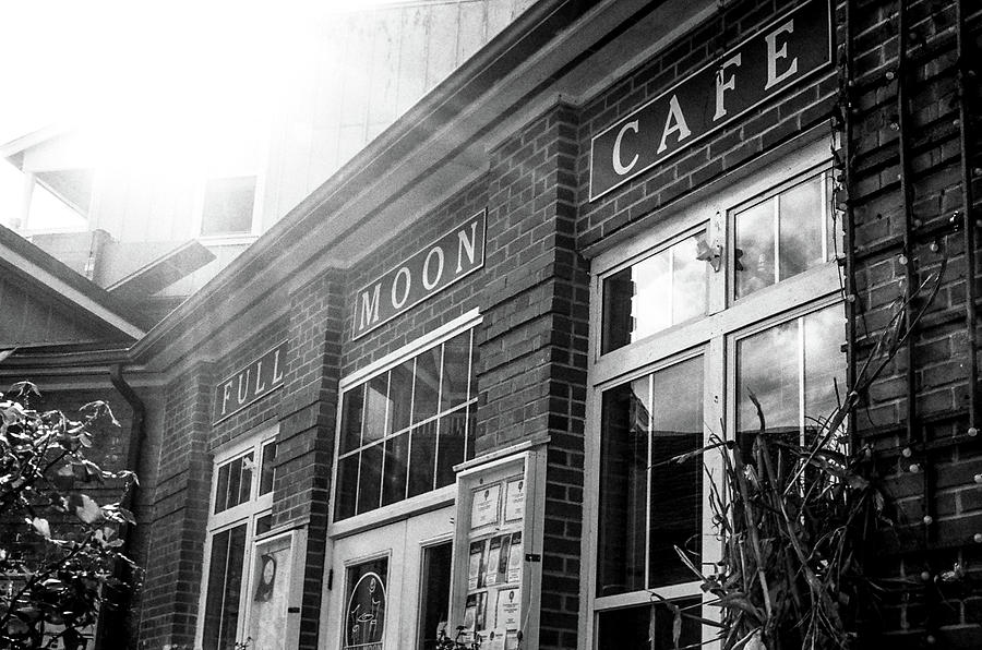 Full Moon Cafe Photograph by David Sutton