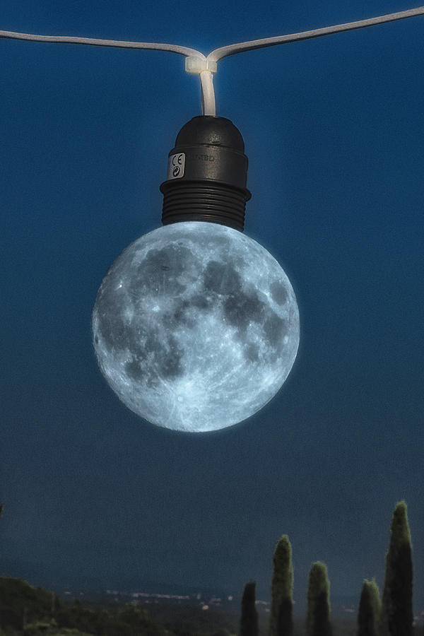 Full Moon Lamp Photograph by Wolfgang Stocker