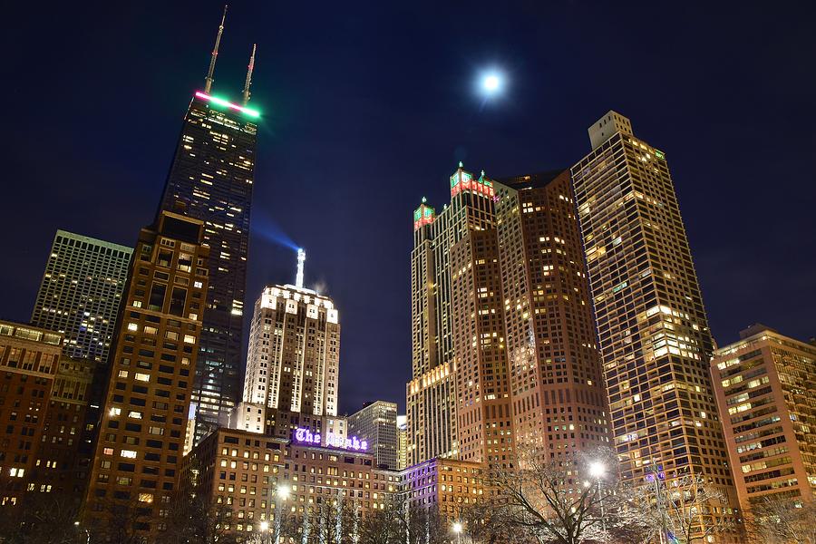 Full Moon over Chi Town Photograph by Frozen in Time Fine Art ...