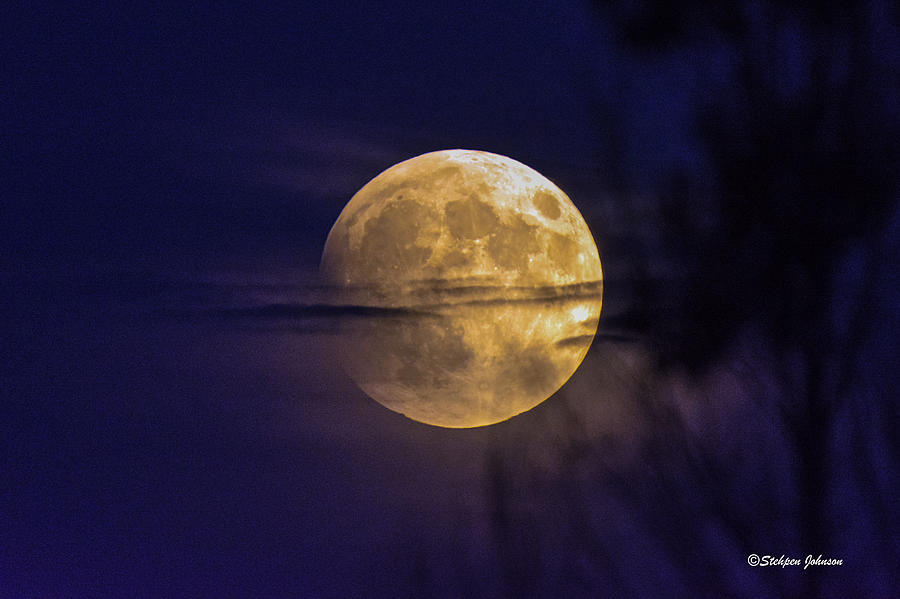 Full Moon Rise  Photograph by Stephen Johnson