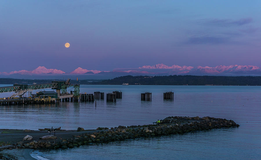 Full Moon Setting Over Olympics Photograph by Tommy Farnsworth