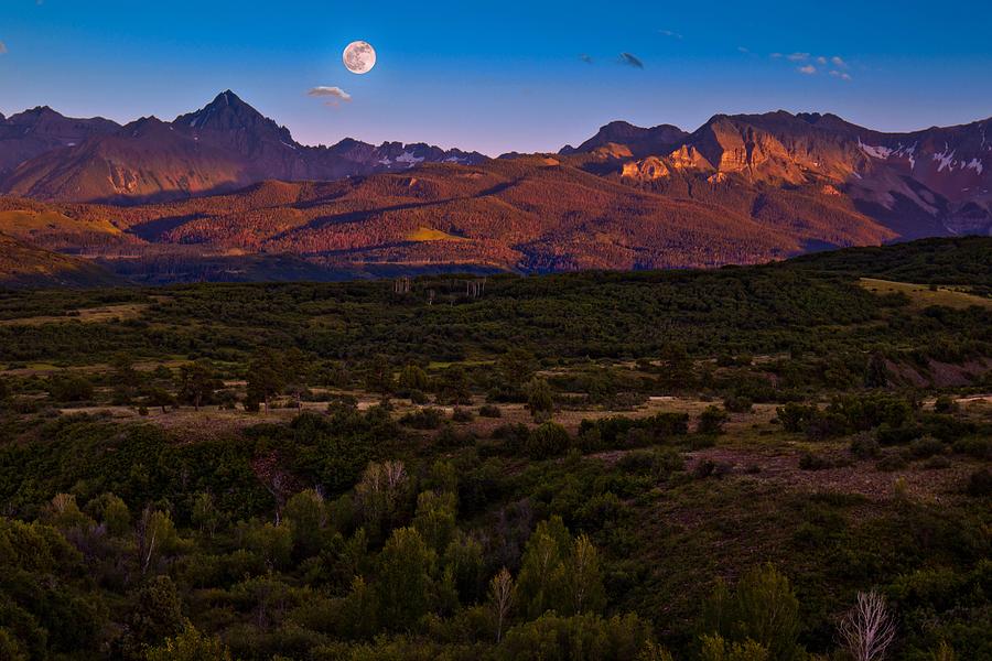 Colorado Rockies Photograph - Full Moonrise in Ridgway by Linda Unger