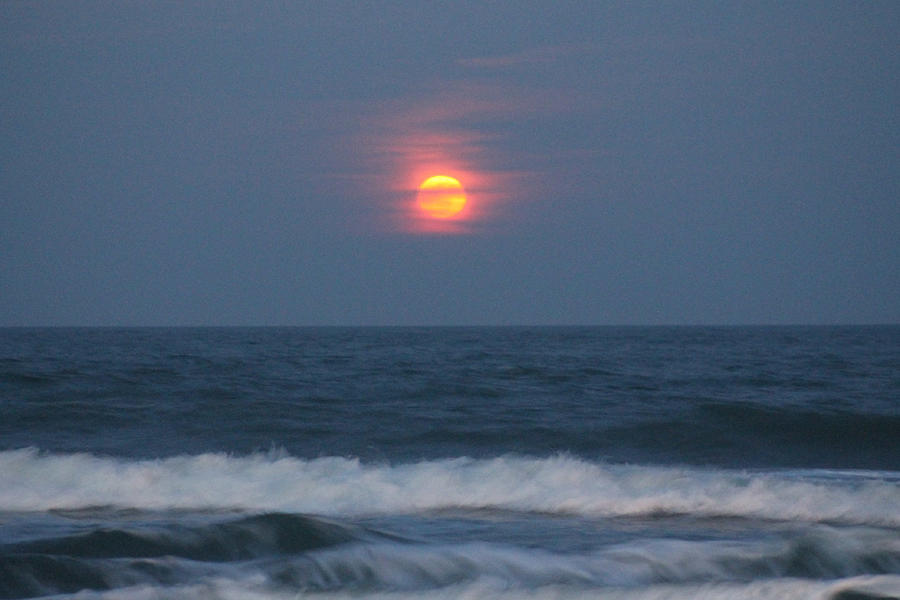 Full Worm Moon Rising Photograph by Robert Banach