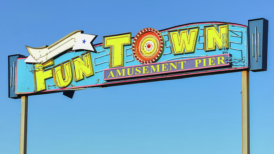 Vintage Sign Photograph - Funtown Pier Sign Seaside NJ by Terry DeLuco
