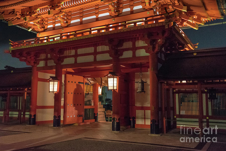 Fushimi Inari Taisha, Kyoto Japan Photograph by Perry Rodriguez