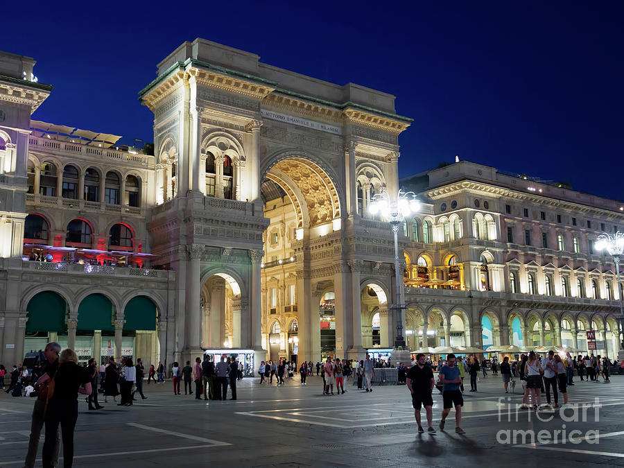 Galleria Vittorio Emmanuele, Plaza del Duomo, Milan, Italy Photograph by Louise Heusinkveld