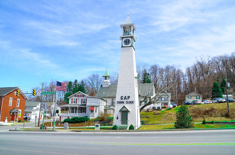 Gap Town Clock Lancaster County Pa Photograph by Bill Cannon