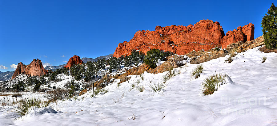Garden Of The Gods Red And White Photograph by Adam Jewell
