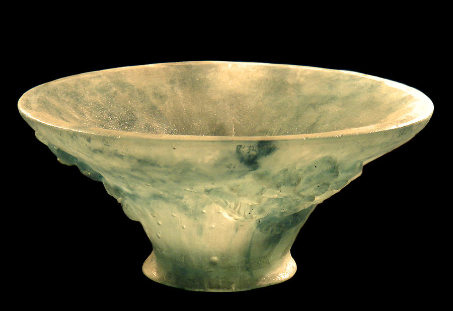 Glass Bowl Sculpture - Gardenia bowl by Magd Abdel rahman