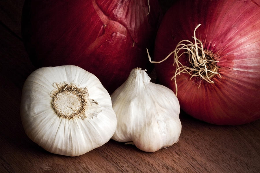 Onion Photograph - Garlic and Onions by Tom Mc Nemar