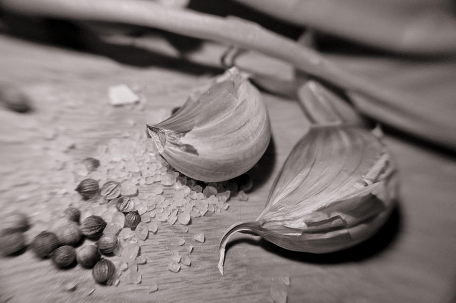 Garlic ready. Photograph by Elena Perelman