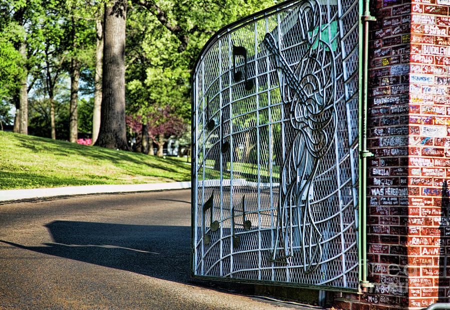 Gate Right to Elvis Home  Photograph by Chuck Kuhn