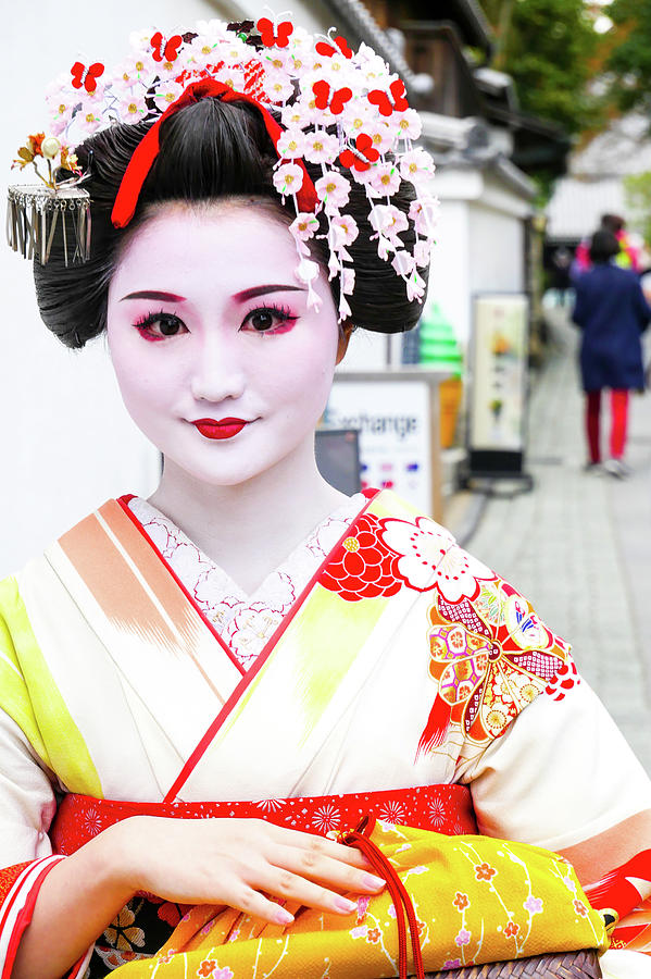 Geisha Maiko Photograph by Sandro Ghini - Fine Art America