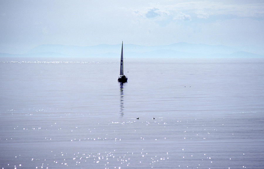 Gentle Sailing Photograph by Lyle Crump