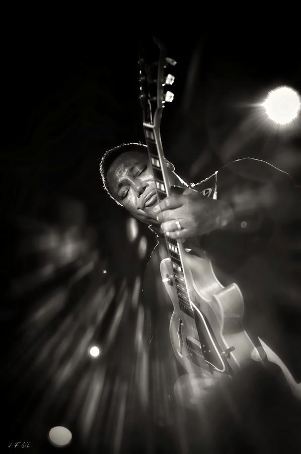 George Benson Black And White Photograph by Jean Francois Gil
