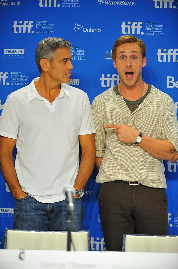 George Clooney, Ryan Gosling Photograph by Everett