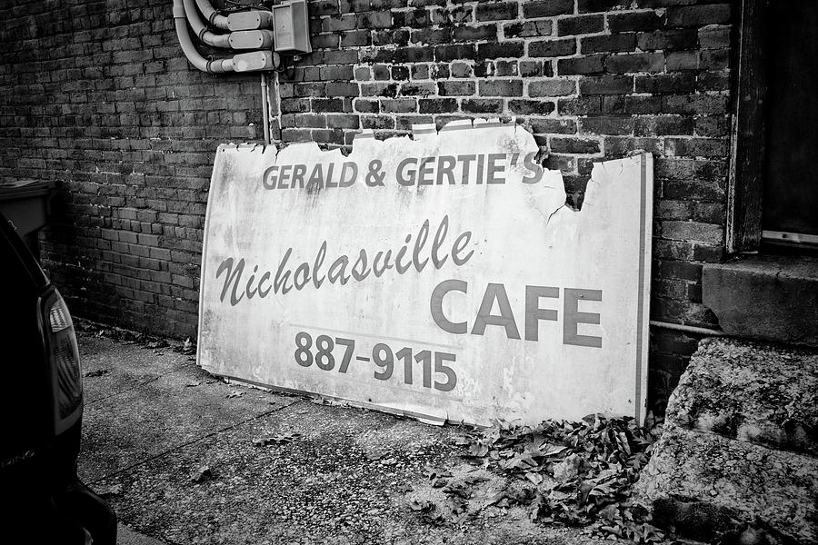 Gerald and Gerties Nicholasville Cafe Photograph by Sharon Popek
