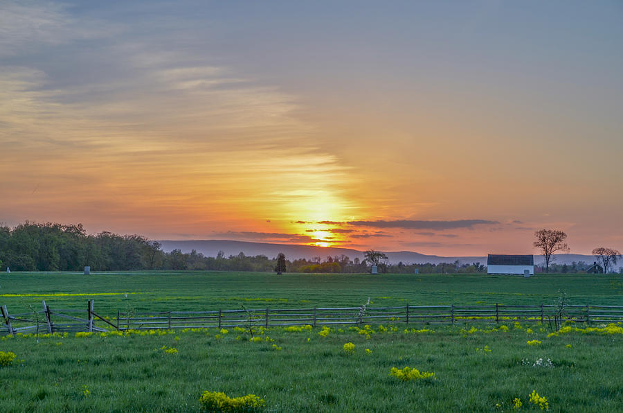 Gettysburg National Park - Sunset Photograph by Bill Cannon