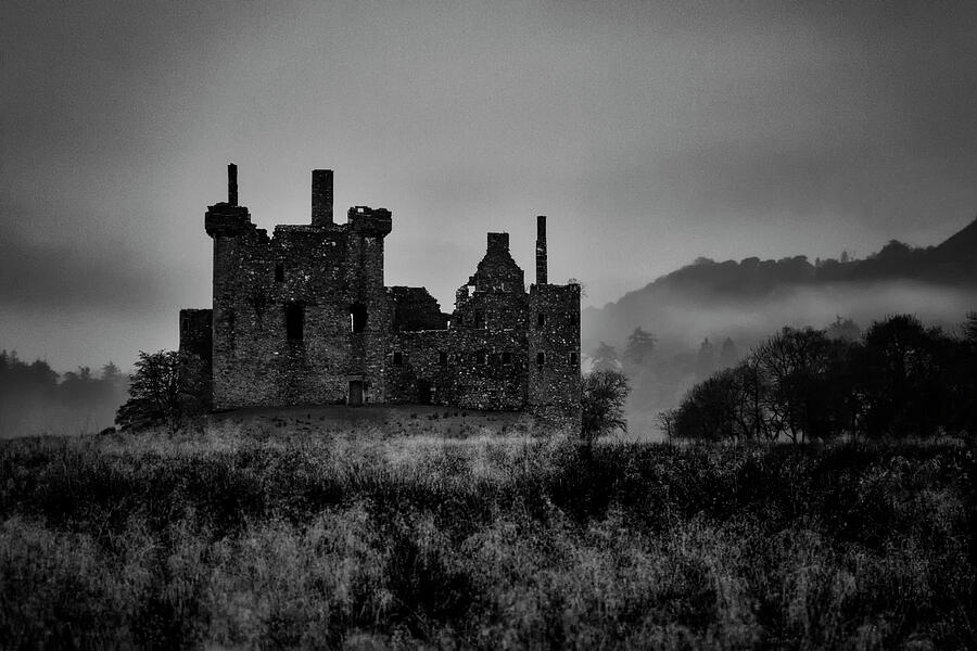 Ghost of Kilchurn Photograph by Guy Shultz