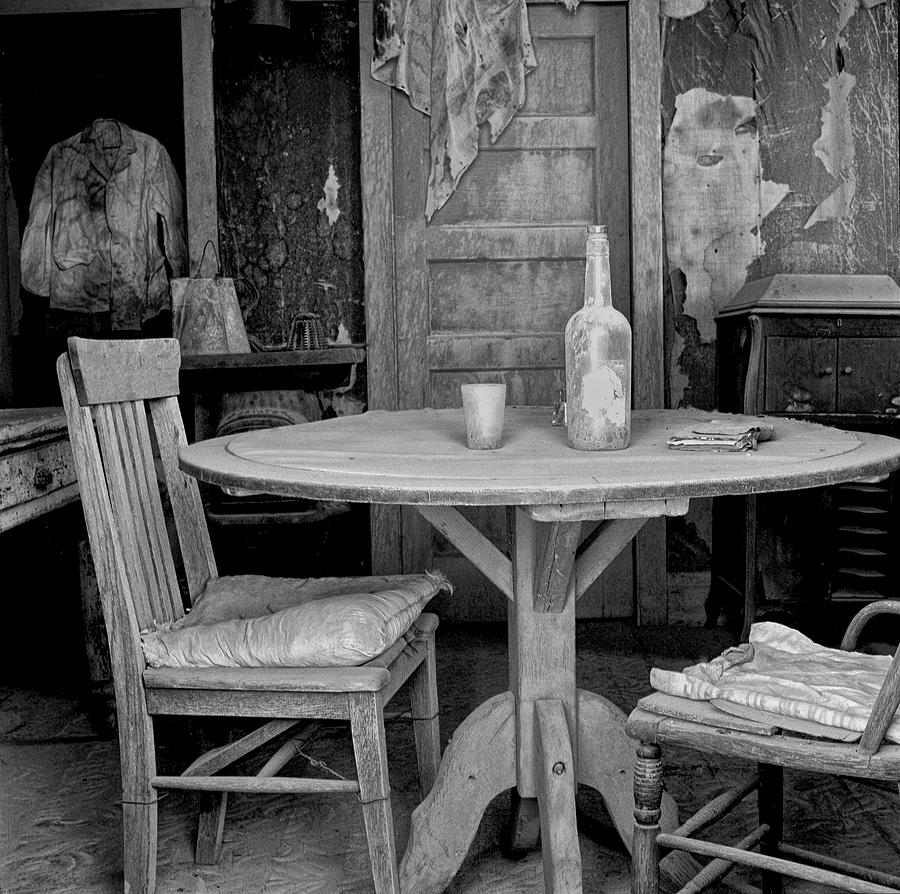 Ghost Town Table Photograph by Tom Singleton