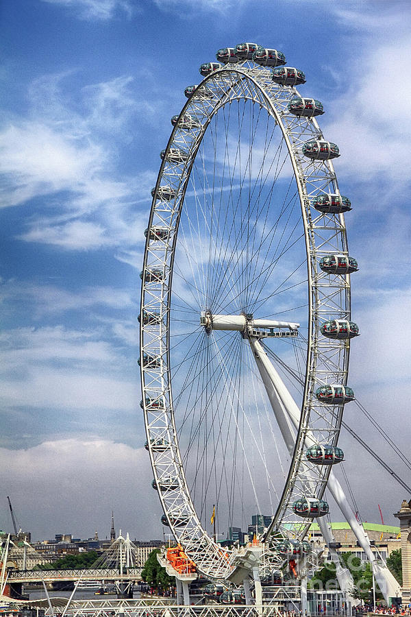Giant Ferris Wheel Photograph by Teresa Zieba