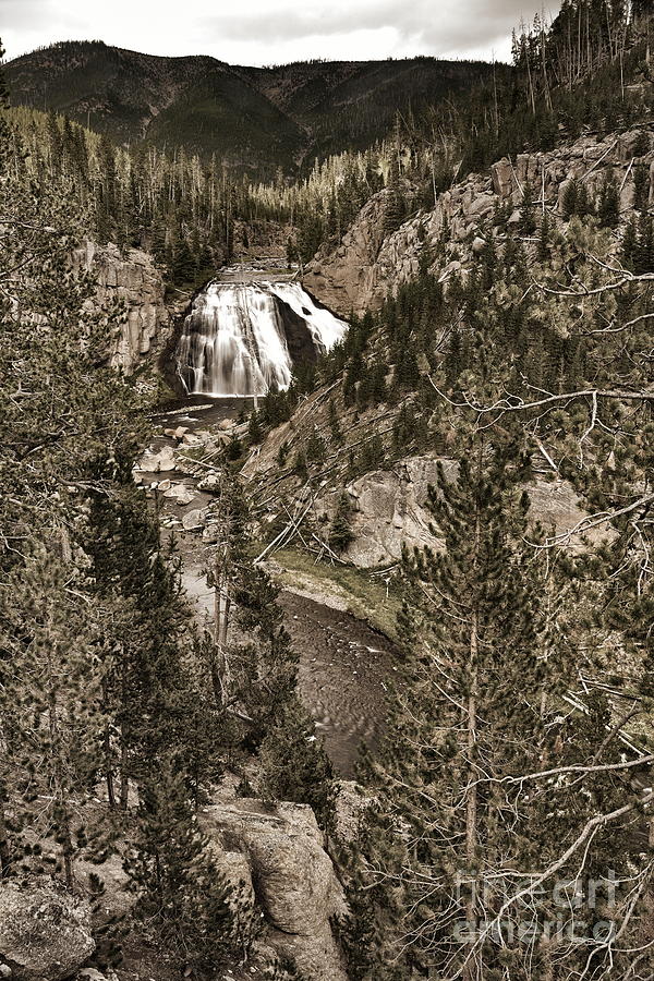 Gibbons Falls No 5 7184 Photograph by Ken DePue