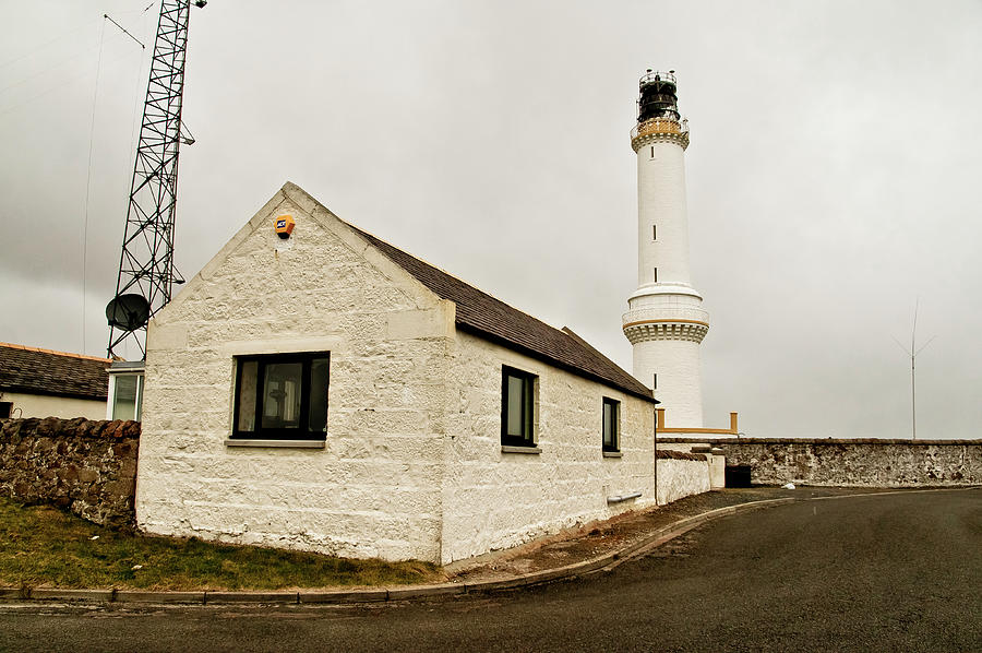 Girdleness Lighthouse. Photograph by Elena Perelman