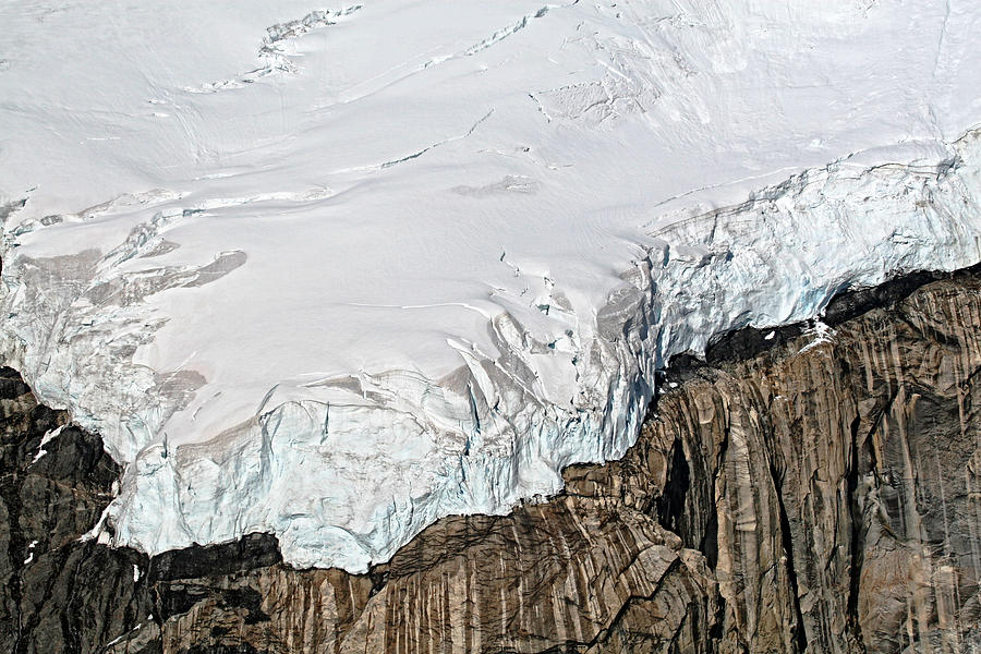 Glacier in Mt Denali Park Photograph by Waterdancer 