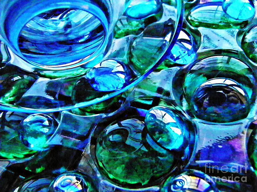Abstract Photograph - Glass Abstract 184 by Sarah Loft