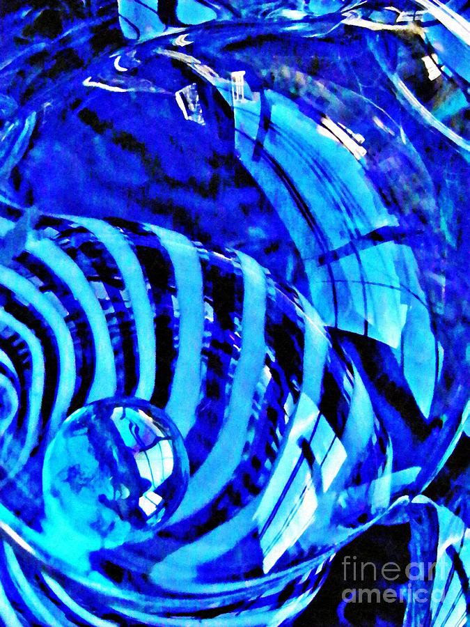 Abstract Photograph - Glass Abstract 211 by Sarah Loft