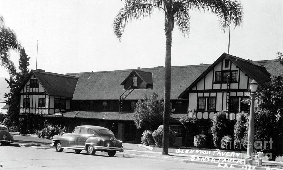 Glen Tavern Hotel - Santa Paula - Late 1940s Photograph