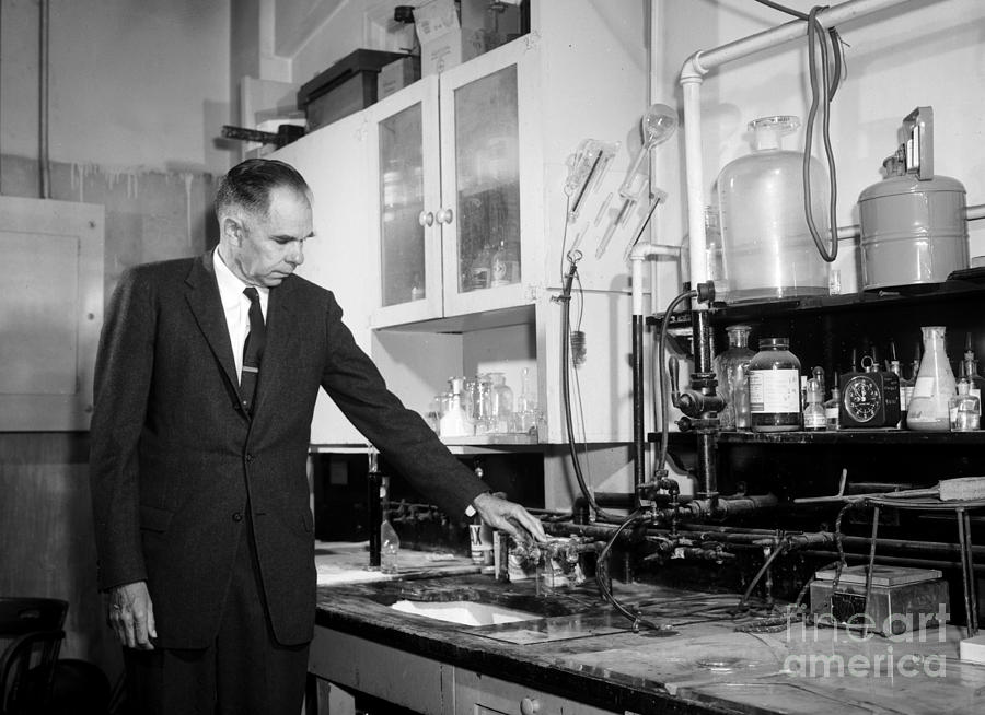 Glenn T. Seaborg, American Nuclear Photograph by Science Source