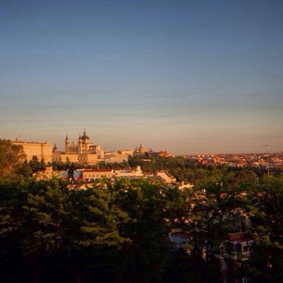 Sunset Photograph - Glimpse Of Madrid At Sunset by Stefano Bagnasco