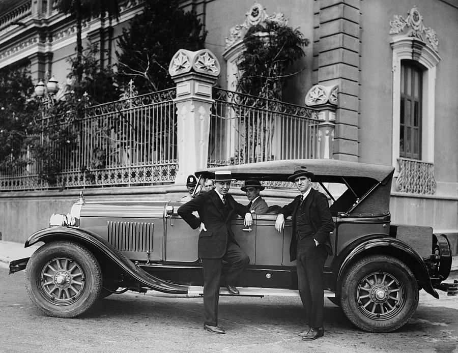 Car Photograph - GM Men In Caracas by Underwood Archives