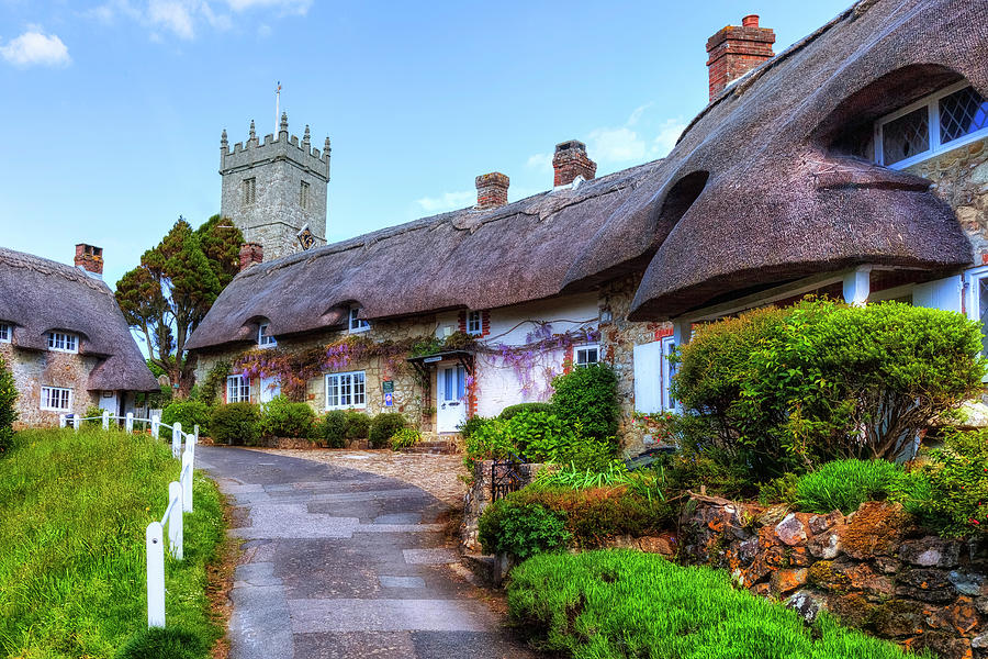 Cottage Photograph - Godshill - Isle of Wight by Joana Kruse